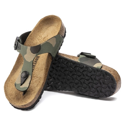 Tongs Birkenstock Kids Gizeh Desert Soil Camo Khaki Narrow 4 Tongs Birkenstock Kids Gizeh Desert Soil Camo Khaki Narrow – Image 4